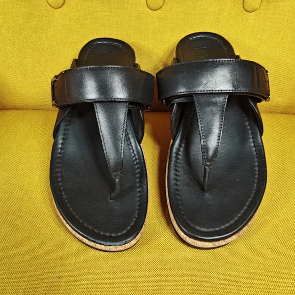 FitFlop Fino Feather Toe Post Black Slides Slipper Thong Sandals Black Women's 8 - Picture 2 of 8